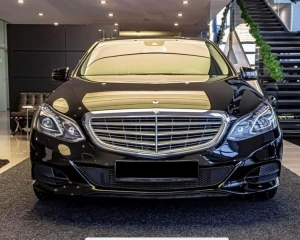 Mercedes E