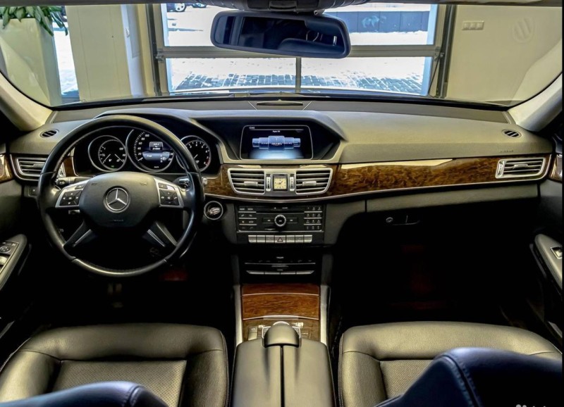Mercedes E