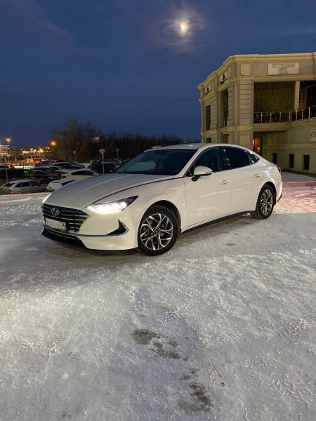 Hyundai sonata