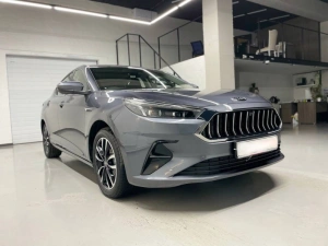 JAC J7